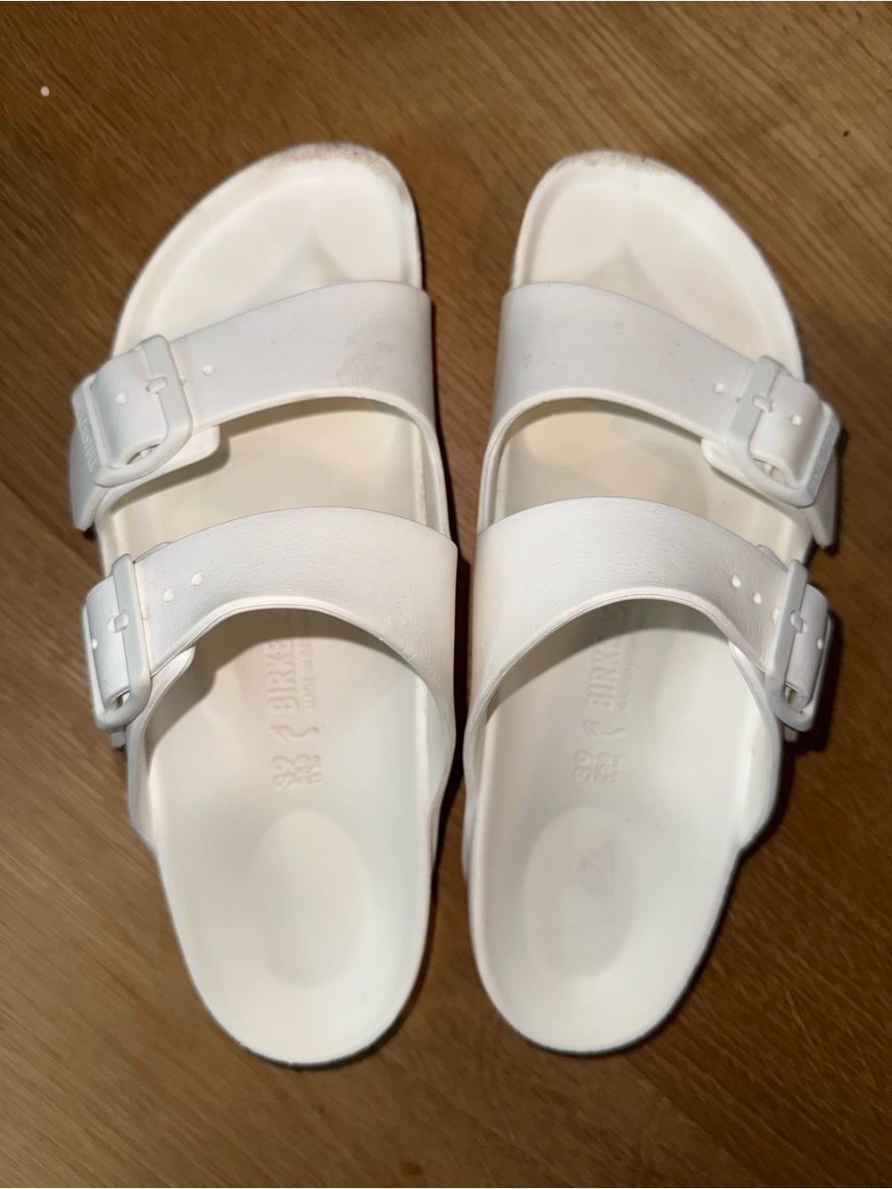Birkenstock Arizona White Double Strap Slide Sandals size 39 women’s 8-8.5